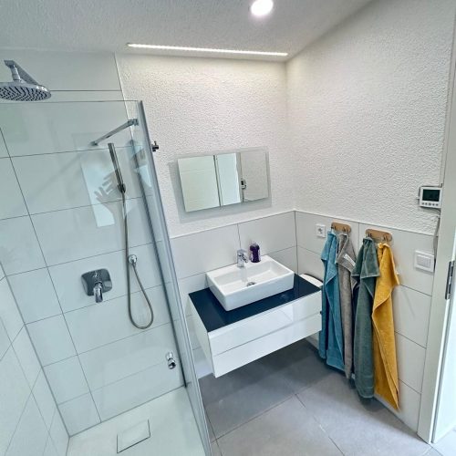 Neuwertige 2 Zimmer Wohnung